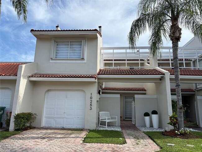Building Photo - 10253 NW 51st Terrace