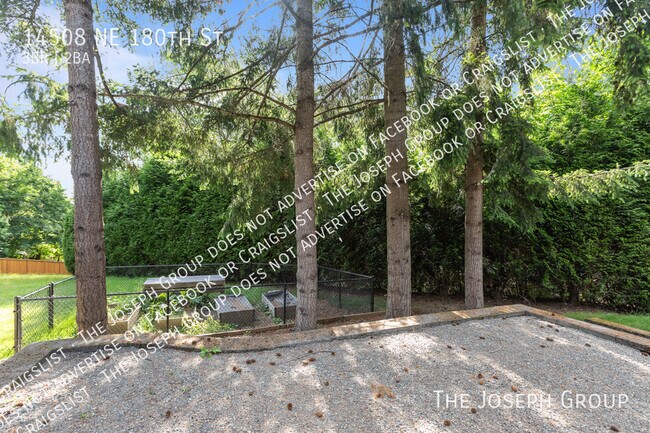 Building Photo - 14508 NE 180th St
