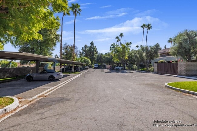 Building Photo - 2825 N Los Felices Rd