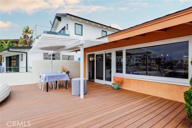 Building Photo - 52 Balboa Coves