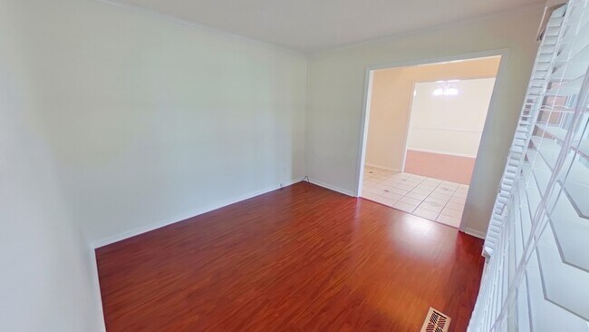 Building Photo - 6741 Foxberry Rd