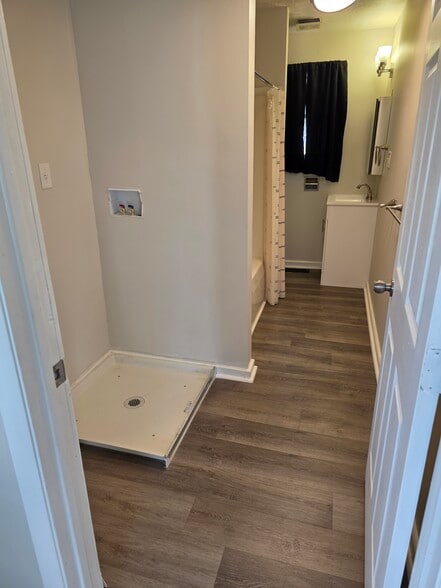 Building Photo - 5 Fountain St