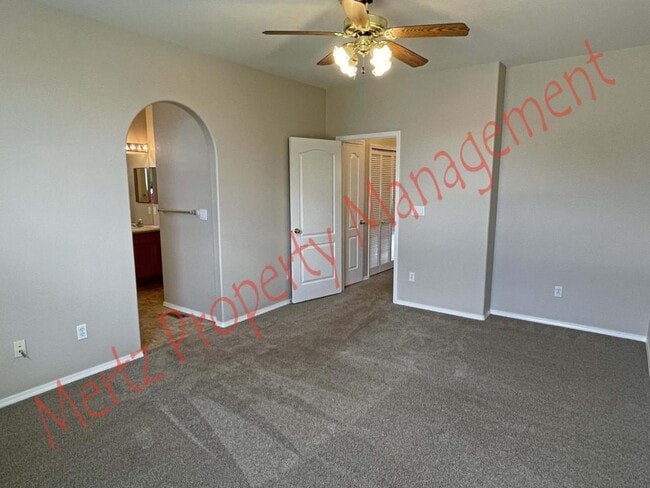 Building Photo - 7166 Sand Crest Vw