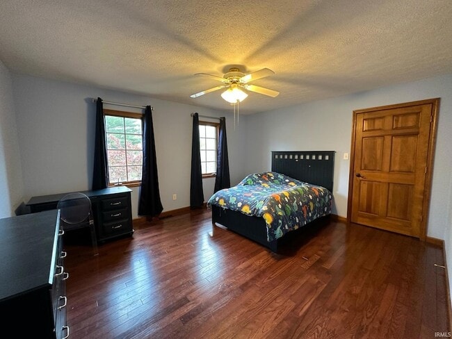 Building Photo - 3825 E Devonshire Ln