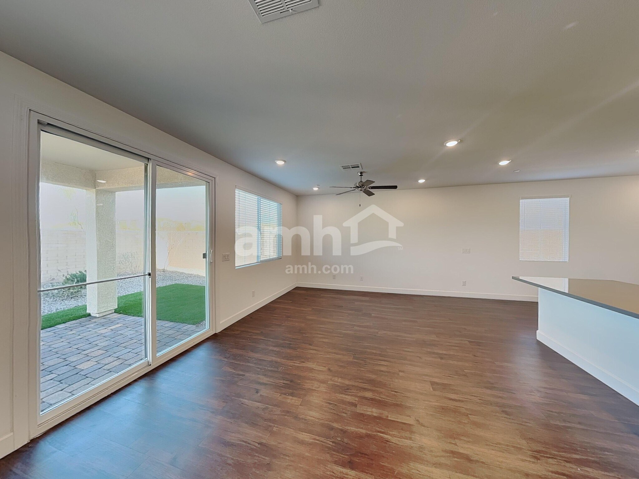 Building Photo - 284 Yasmin Daylily Pl