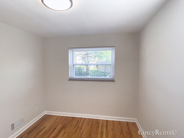 Building Photo - 3970 N Fordham Pl