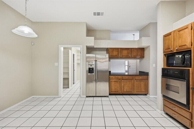 Building Photo - 3426 Serene Grove