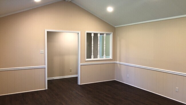 Building Photo - 2260 Terrell Pl