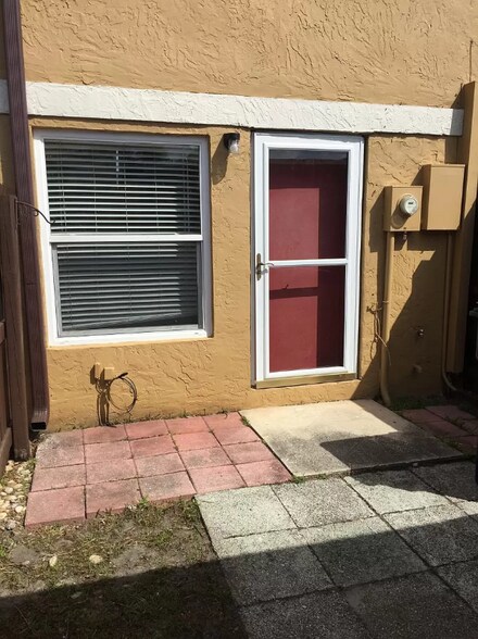 Building Photo - 4316 La Mora Ct