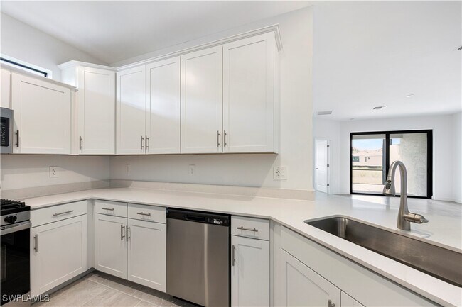 Building Photo - 19613 Hinkley Dr