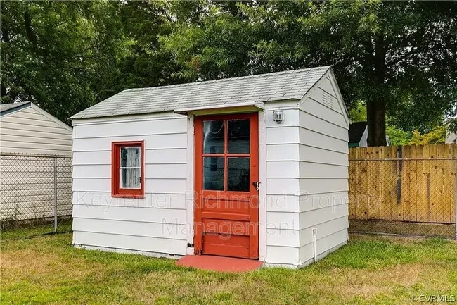 Building Photo - 4817 Sydclay Dr