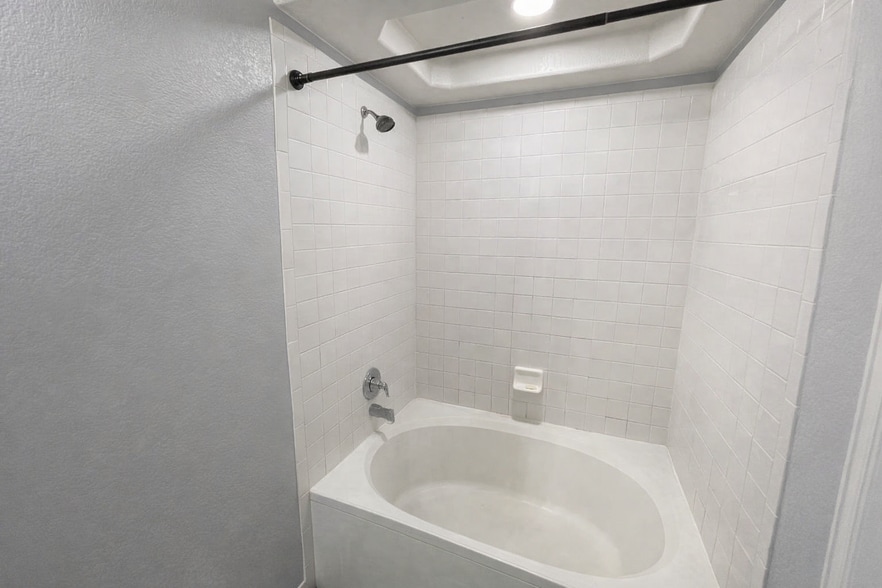 Building Photo - 4521 Gibraltar St