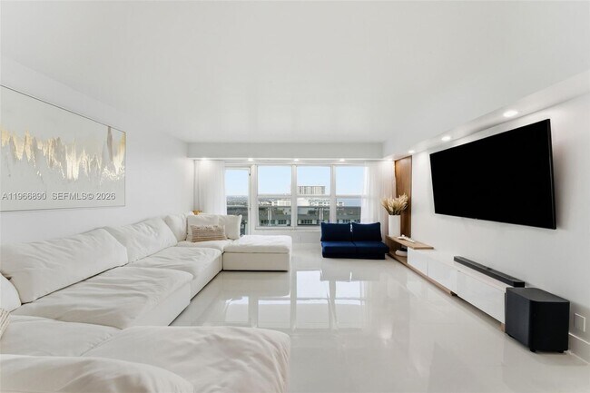 Building Photo - 3500 Galt Ocean Dr