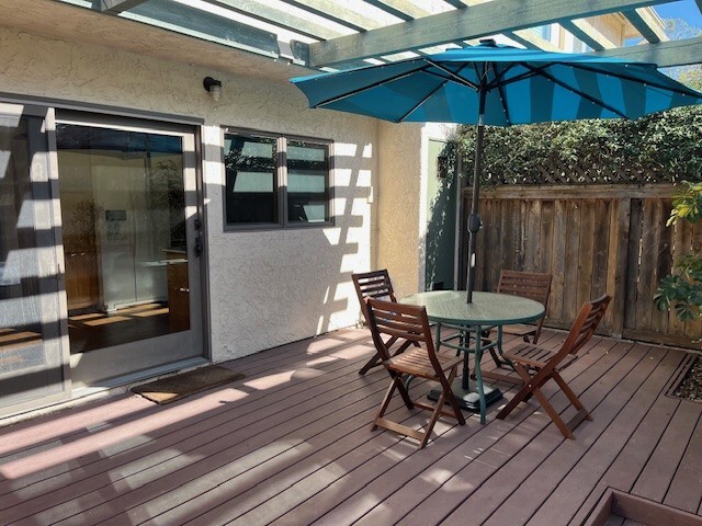 Building Photo - 2770 Caminito Cedros