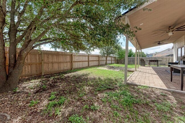 Building Photo - 103 Salerno Dr