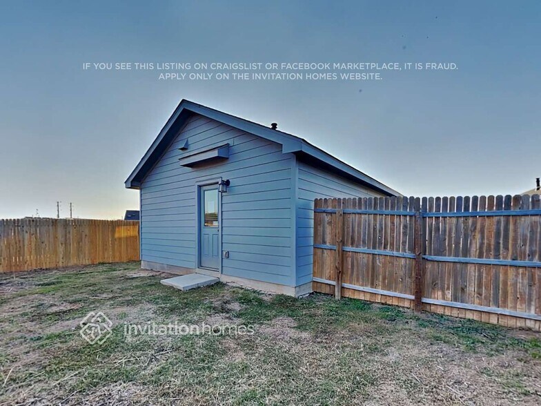 Building Photo - 8126 Serro Medina