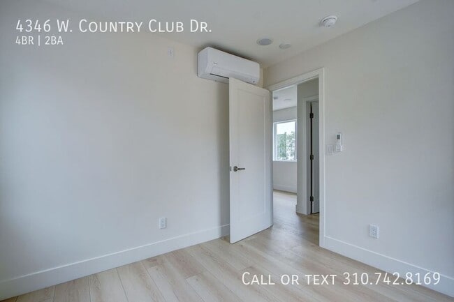 Building Photo - 4346 Country Club Dr