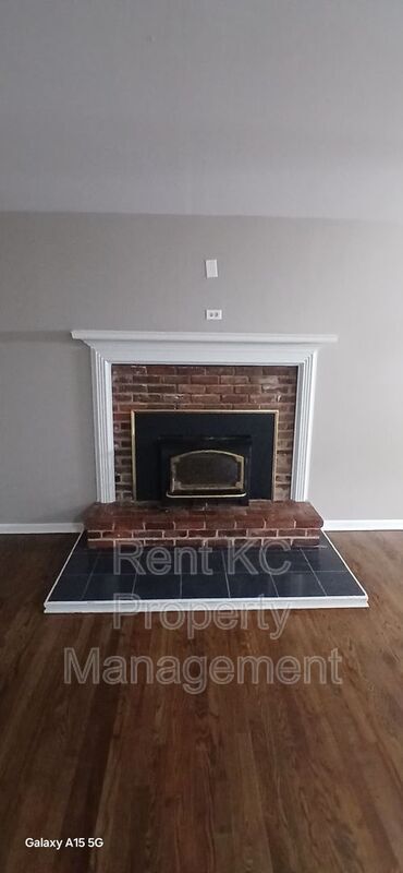 Building Photo - 7201 Hardy Ave