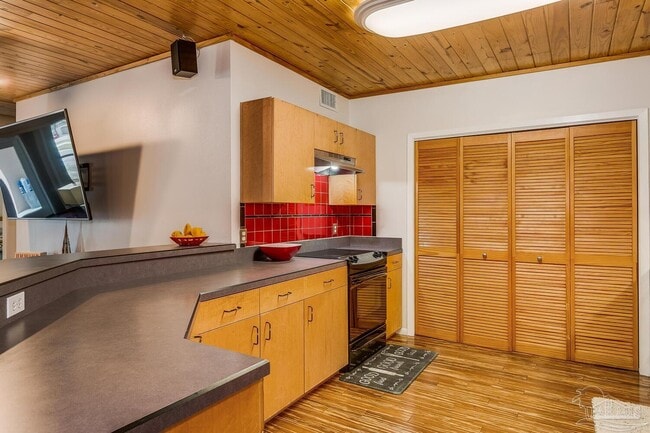 Building Photo - 11710 Gulf Beach Hwy