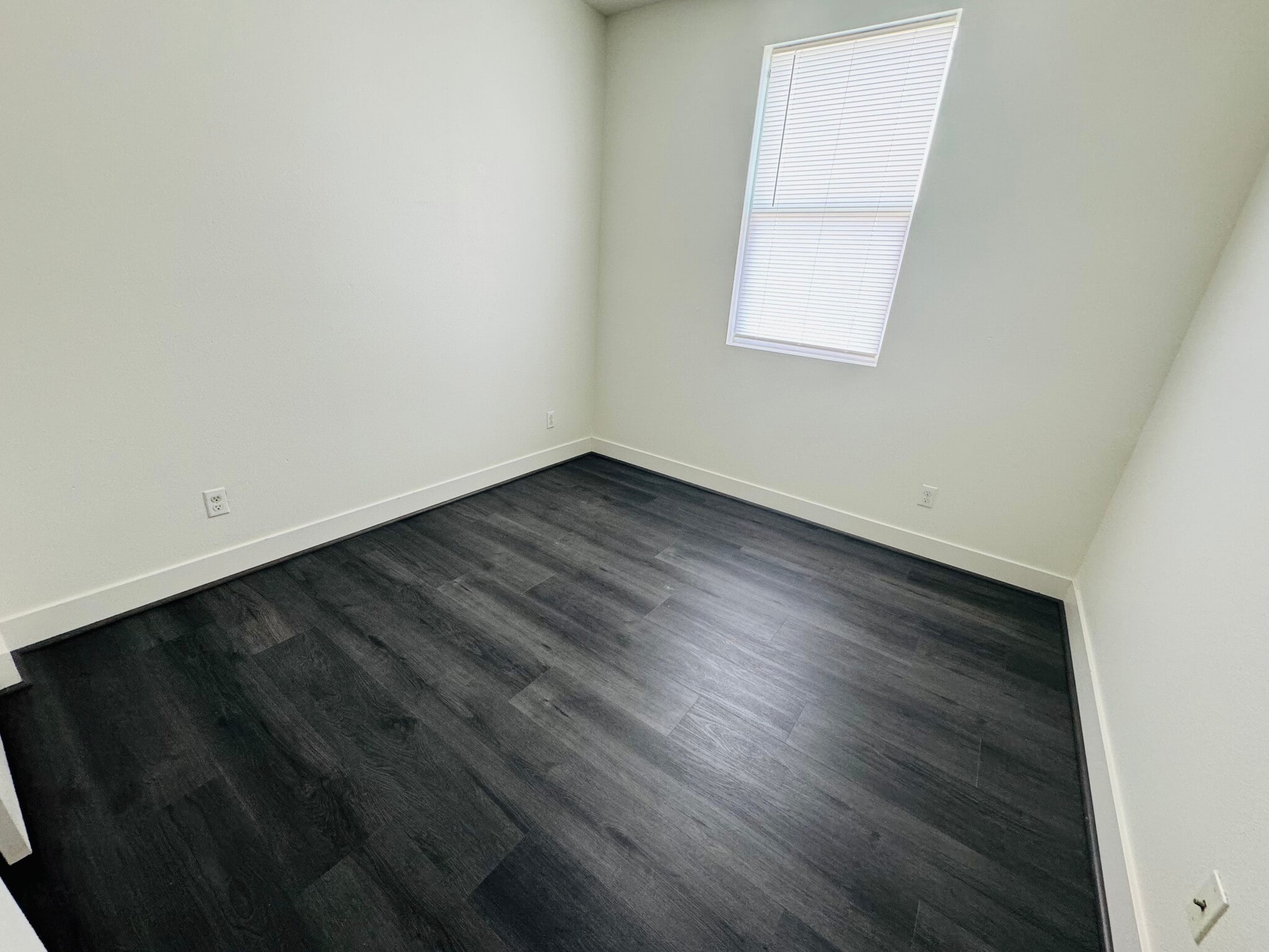 Building Photo - 1266 N Harbor Blvd