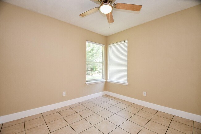Building Photo - 12655 Mill Wheel Ln