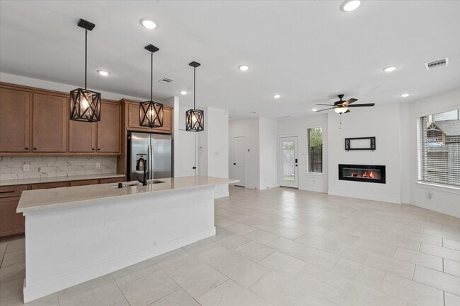 Building Photo - 23831 Oriole Vly Trl