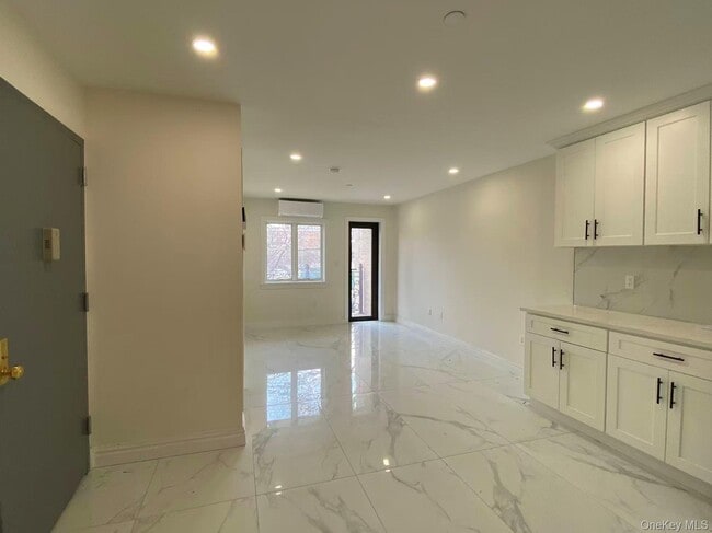 Building Photo - 140-05 32nd Ave