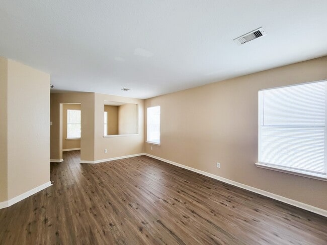 Building Photo - 8106 Arrington Forest Ln