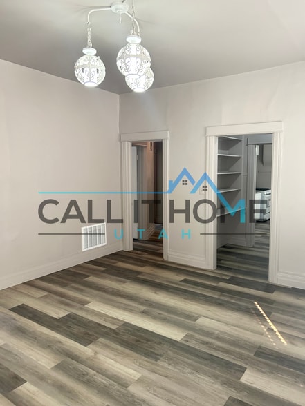 Living room 2 - 935 S 700 E