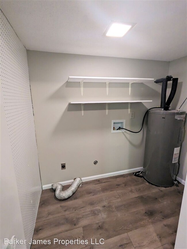 Building Photo - 2 br, 1.5 bath House - 1224 Gorman Street