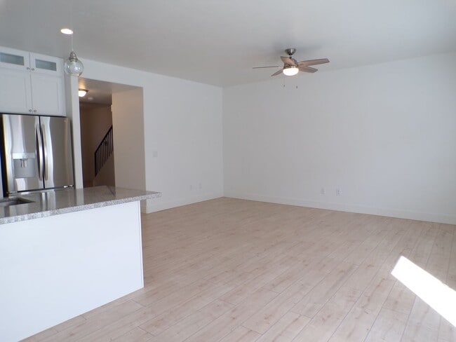 Building Photo - Huckleberry Townhomes