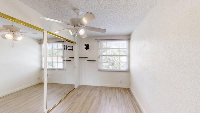 Building Photo - 23330 La Vida Way