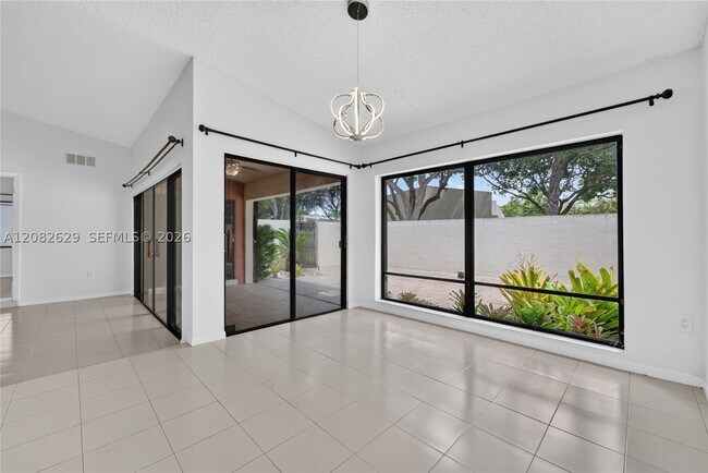Building Photo - 10583 SW 77th Terrace