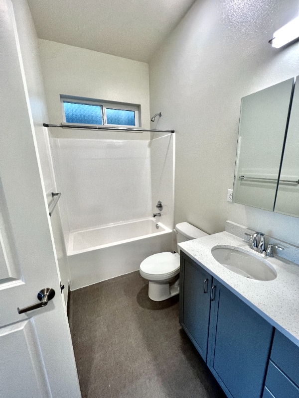 Building Photo - 2330 Yakima Ct