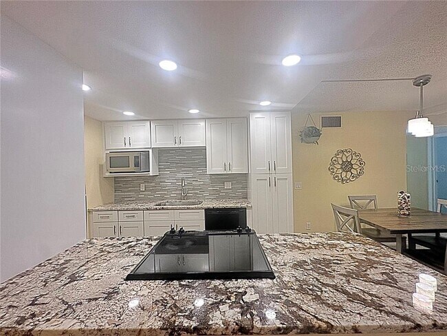 Building Photo - 4500 E Bay Dr