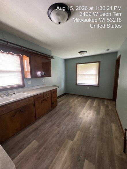 Building Photo - 6429 W Leon Ter
