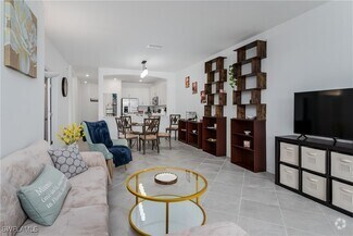 Building Photo - 2140 Dragonfruit Wy