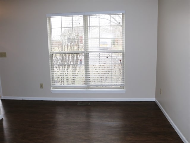 Building Photo - 1053 Amherst Blvd