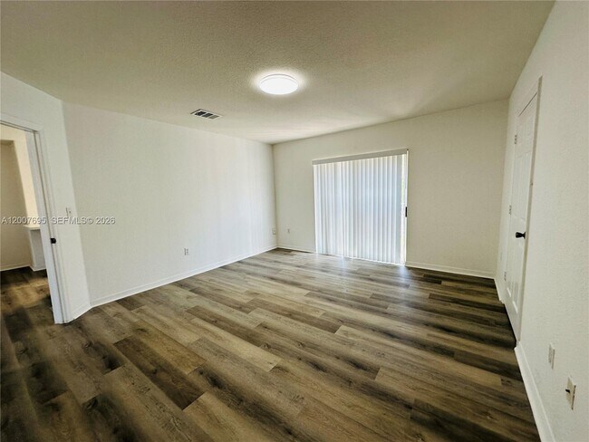 Building Photo - 5705 NW 109th Ave