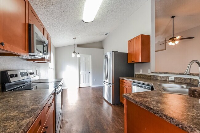 Building Photo - 936 Welch Hill Cir