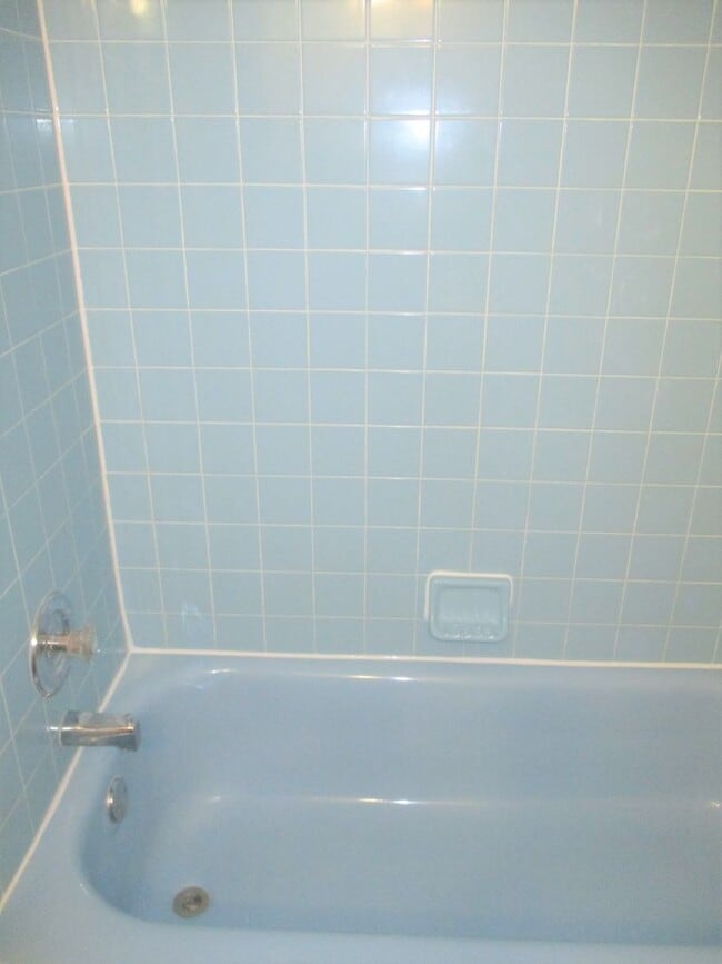 Building Photo - Beautiful 4 Bed 2 Bath Home Sitting On A Spacious Lot In Serene Greenbriar