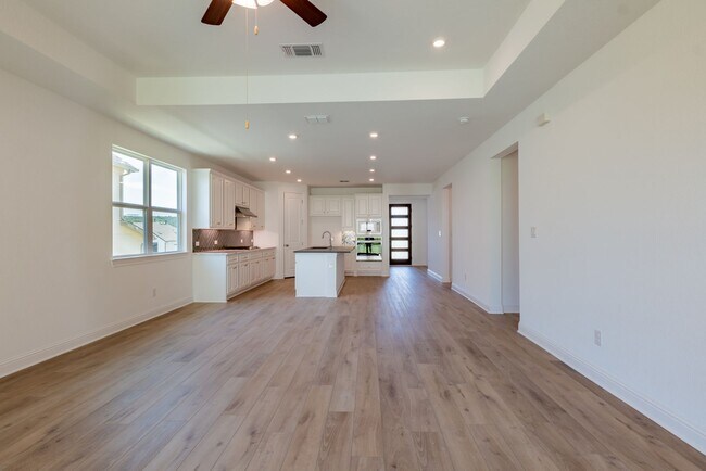 Building Photo - 1040 Villa Rialto View