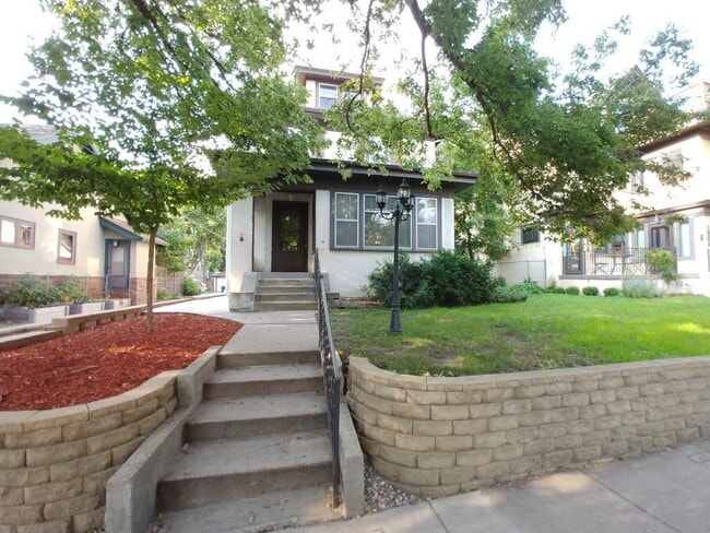 Primary Photo - 1210 W 32nd St