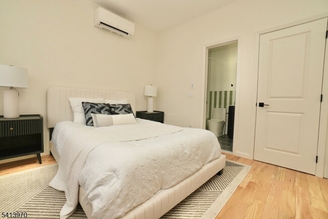 Building Photo - 15 Palisade Ave