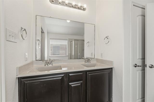 Building Photo - 1011 Meadow Green Ct