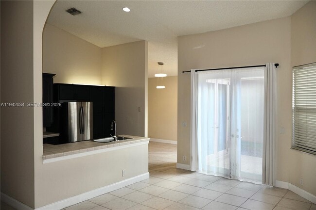 Building Photo - 1521 NW 105th Ave