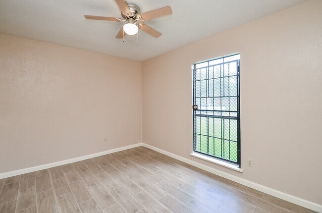 Building Photo - 4811 Raven Ridge Dr