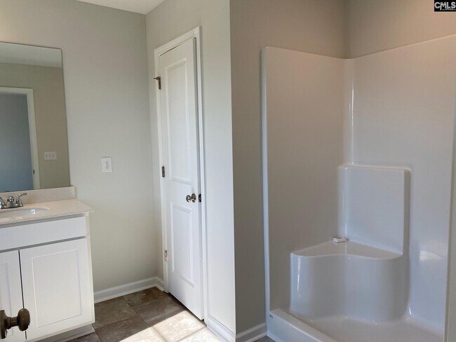 Building Photo - 386 Keeble Dr