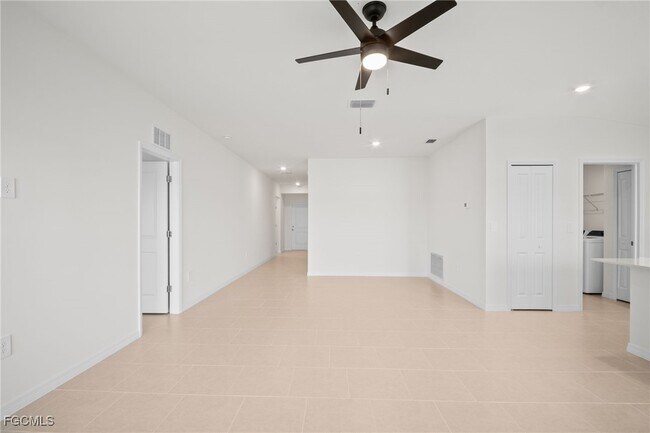 Building Photo - 17633 Paradiso Wy