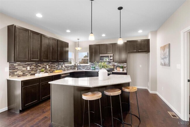 Building Photo - 17640 Hitching Post Ct